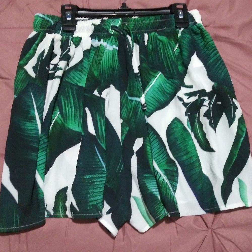 Short pants - Picture 2 of 3